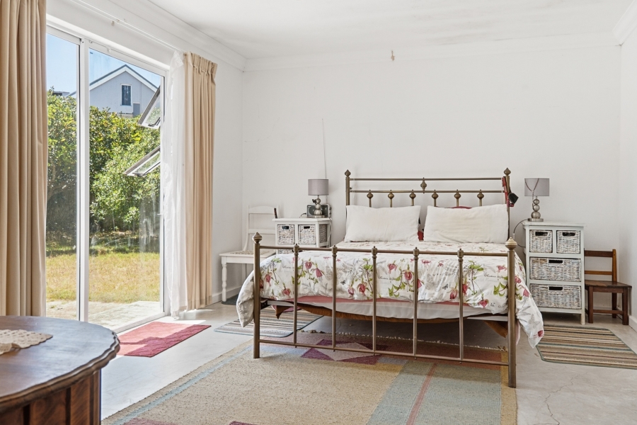 5 Bedroom Property for Sale in Myburgh Park Western Cape